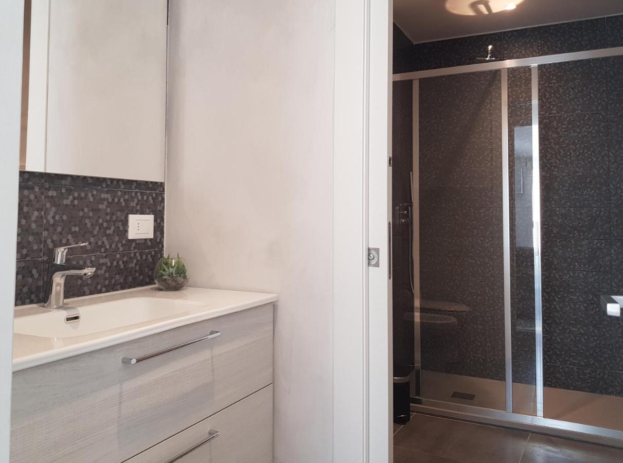 Casaviva - Casa Vacanze A Ceriale Con Terrazza Екстериор снимка